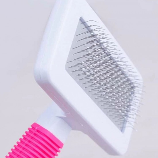 مشط للحيوانات الأليفة مشط للحيوانات الأليفة